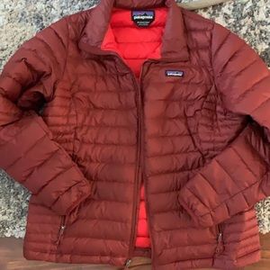 Women’s Patagonia puffer jacket